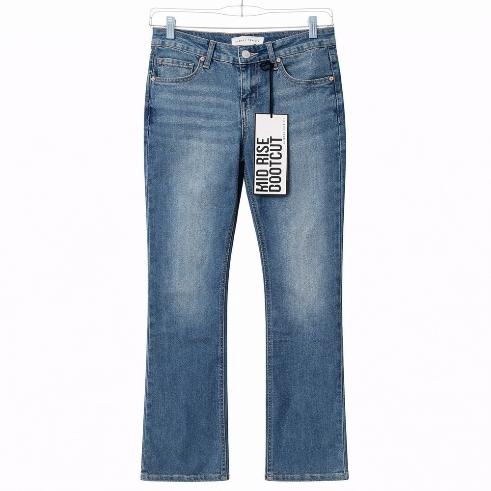 Almost Famous Womens Mid Rise Bootcut Jeans Medium Wash Blue Size 3 NWT